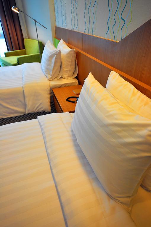 42C The Chic Hotel Nakhon Sawan Camera foto