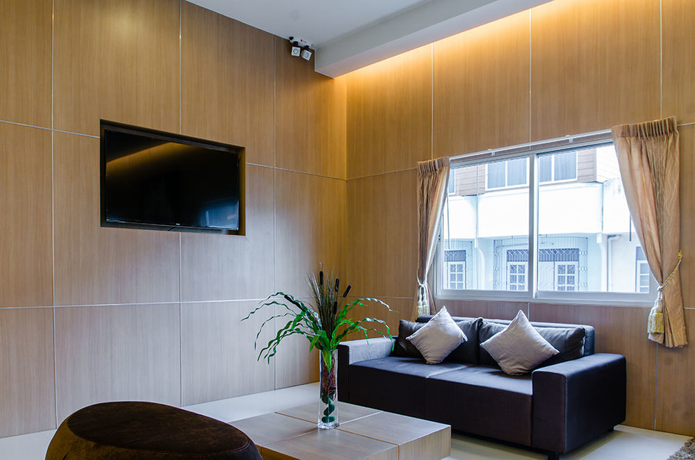 42C The Chic Hotel Nakhon Sawan Esterno foto